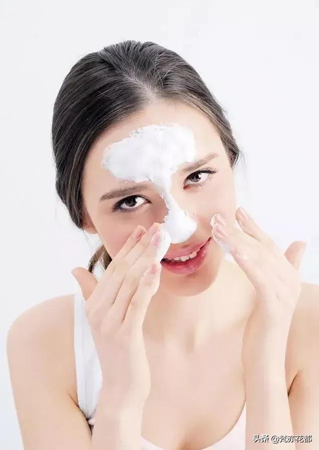 如何去黑头最有效方法,去黑头收缩毛孔最有效的方法