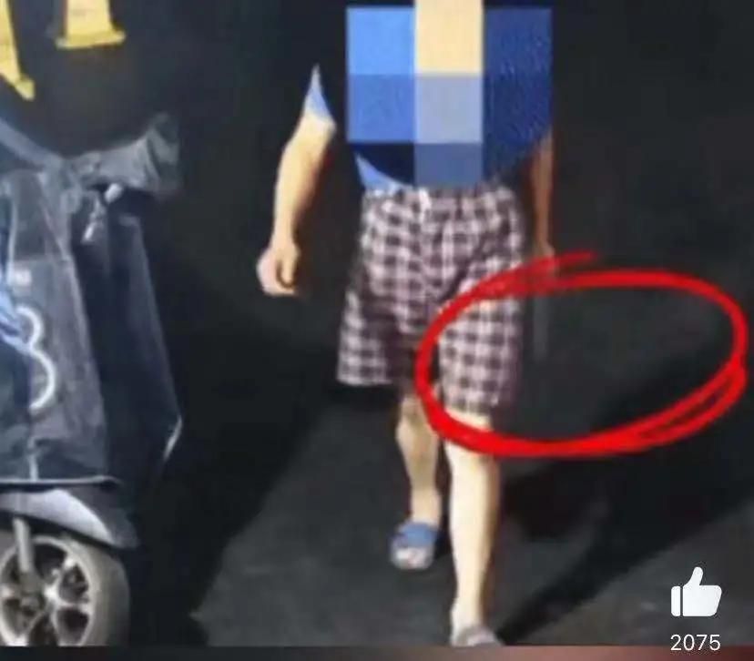 鸡块掉地上捡起来继续炸,鸡块掉地上