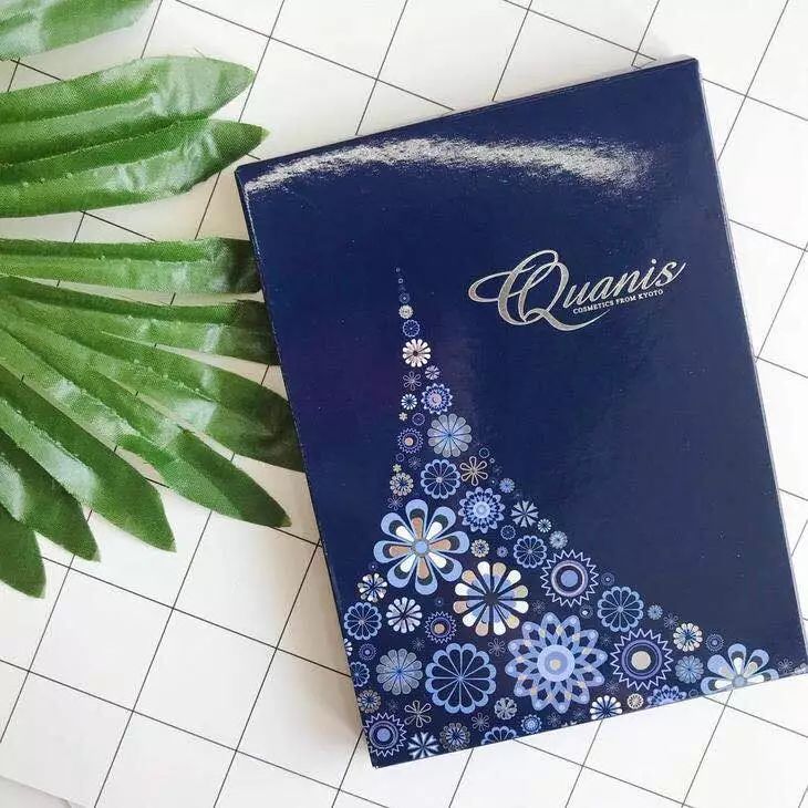 世上有两种白皮肤让你沉醉，一种是袁珊珊一种是你......