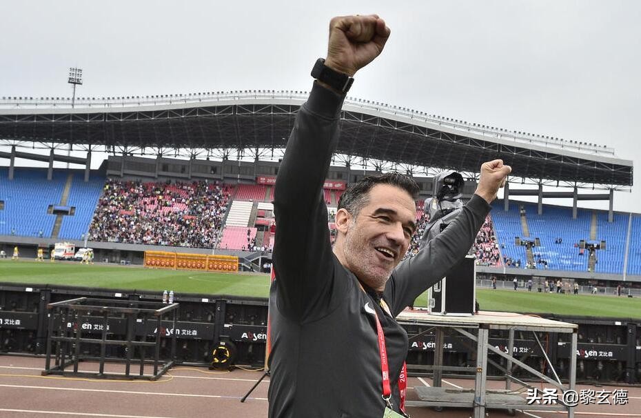 中超丢饭碗后一个月沙特再上岗，曾调教出黑马，难逃二年级魔咒