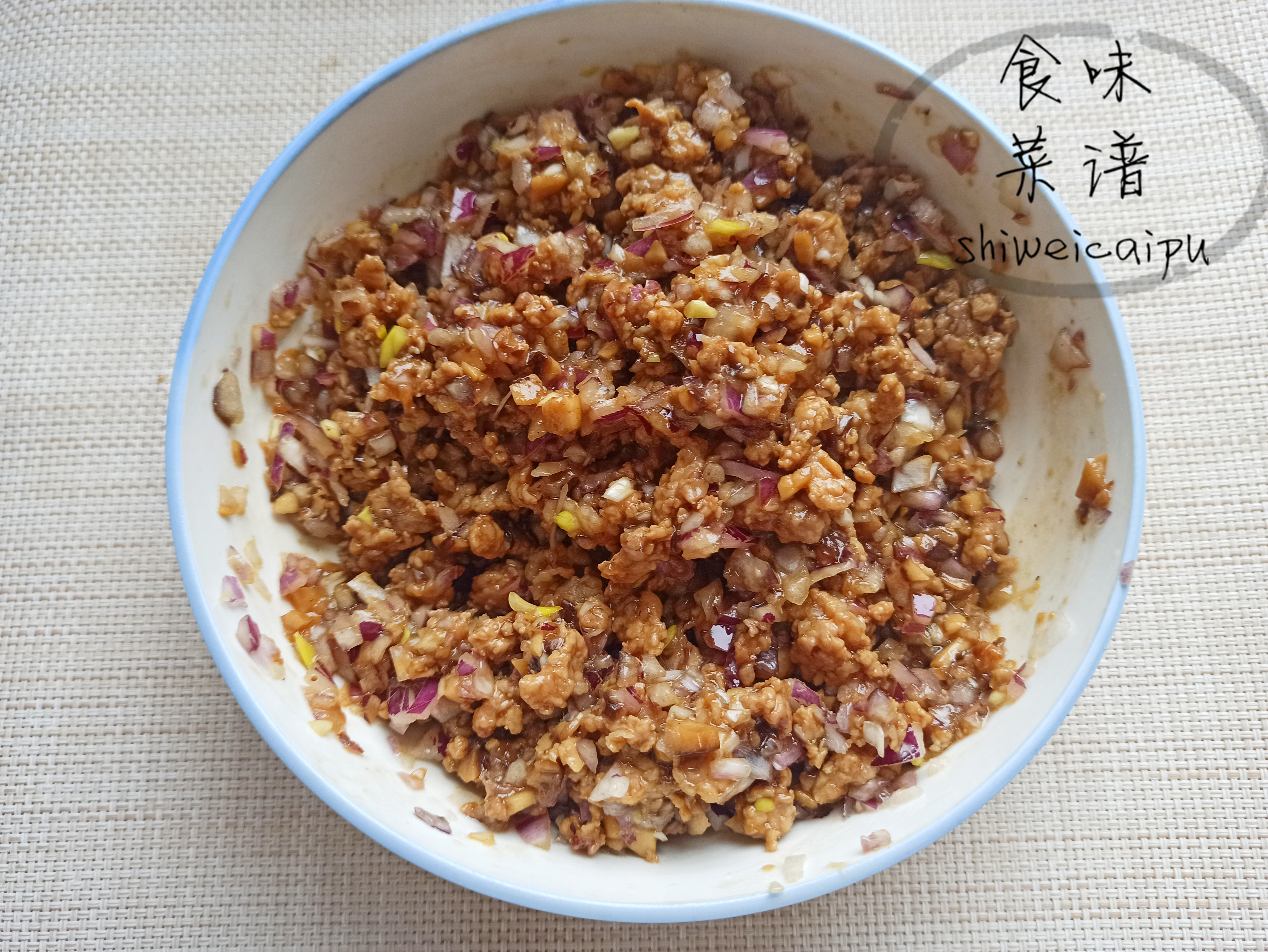 怎样包酱肉包子更好吃,怎么做酱肉包子蓬松又软又好吃