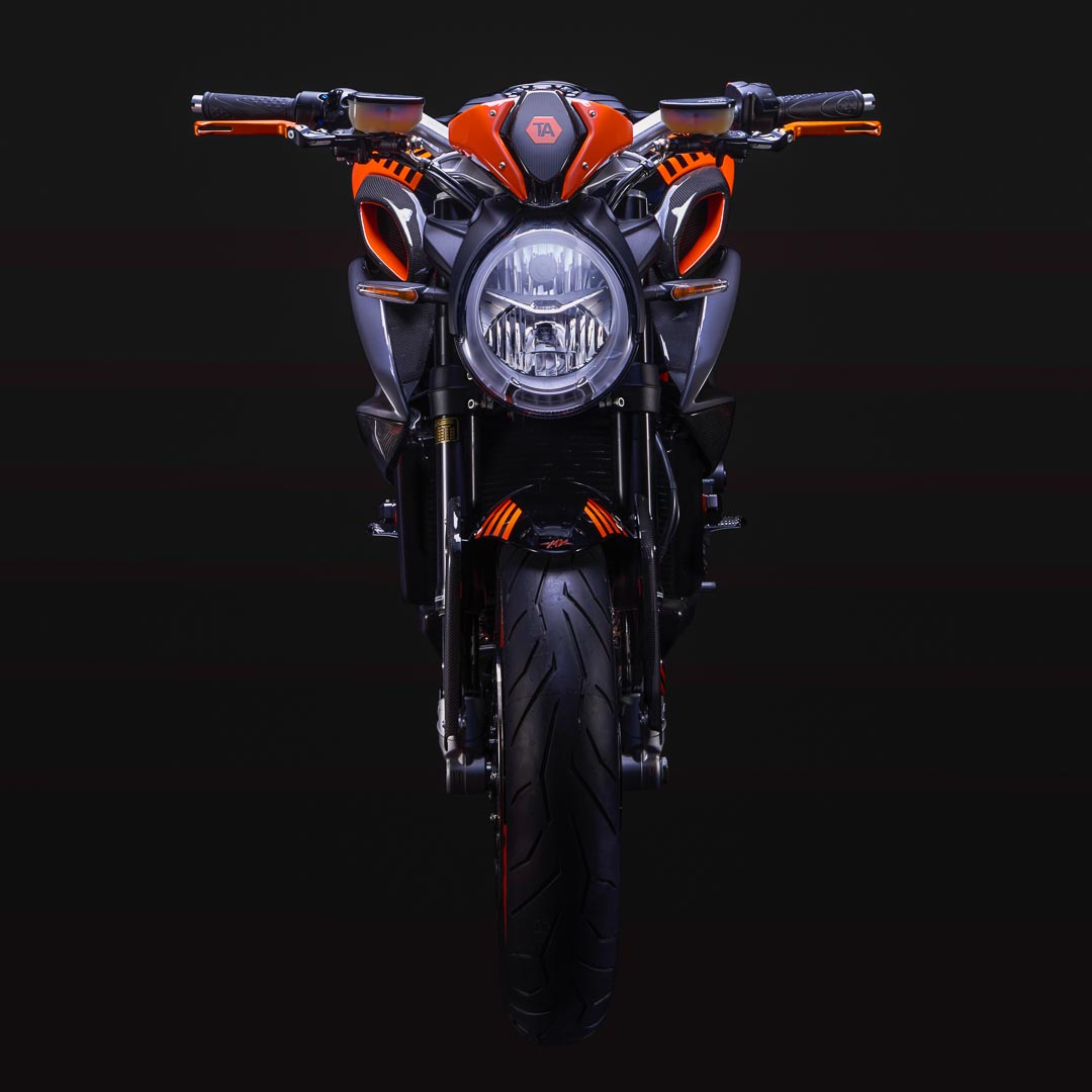 MVAgusta联手TheArsenale推介其“艺术珍品”DRAGSTER800RR