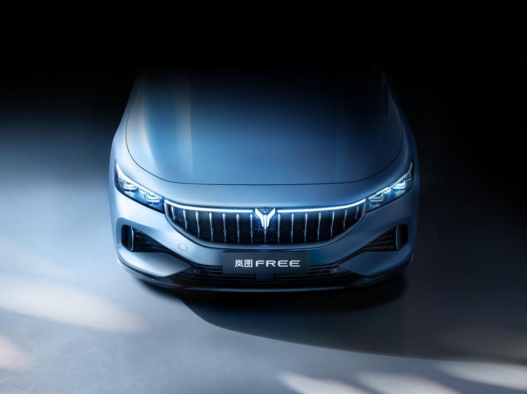 追光的人图片,岚图追光是谁的