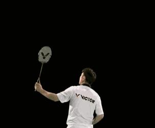 羽毛球反手高远球握拍,羽毛球反手击高远球练习