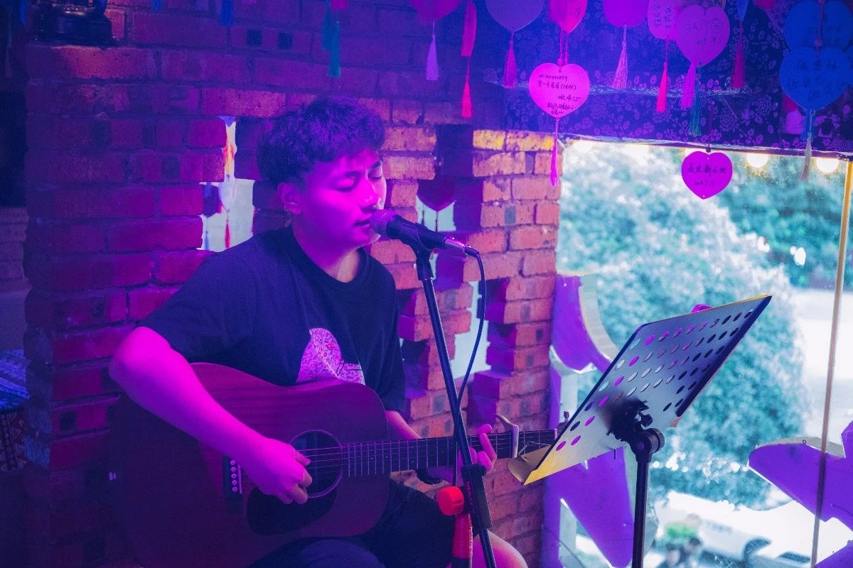 40度高温商场,40度高温商场避暑