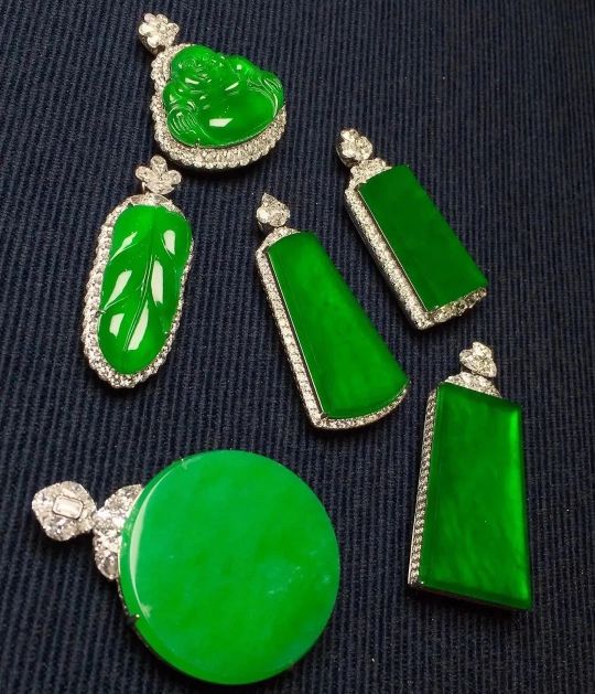 德百跨年活动,德百特卖会