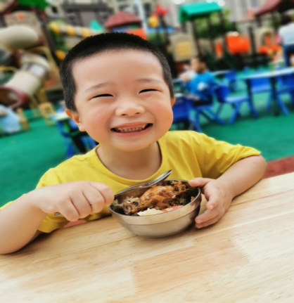 幼儿园迎六一家园同乐庆祝活动,六月幼儿园园外活动通知