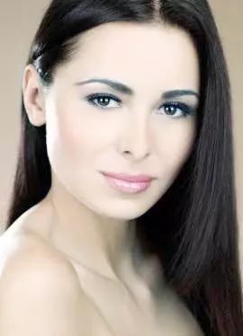 ps暗黄肌肤变白皙肌肤调色教程,pr暗黄肌肤变白皙肌肤调色教程