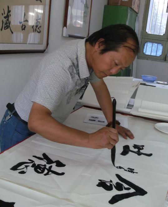 书画装裱，字画定制，尽在翰墨轩工作室