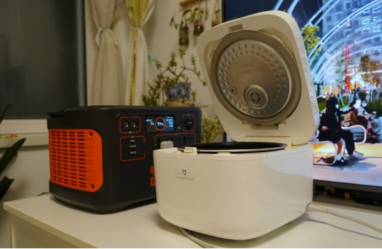 电小二户外电源是太阳能吗,太阳能电小二户外电源真实测评