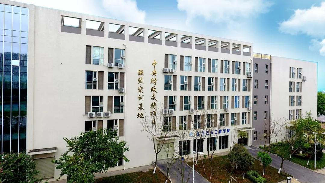 单招学校推荐四川成都,成都凭实力进入新一线城市之首吗