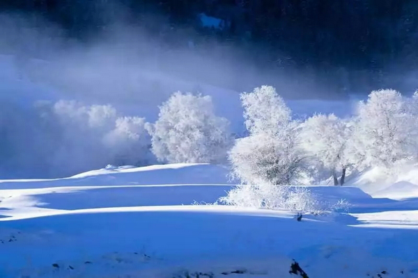 巴音布鲁克镇冬天的生活,巴音郭楞自治州和静县冬天