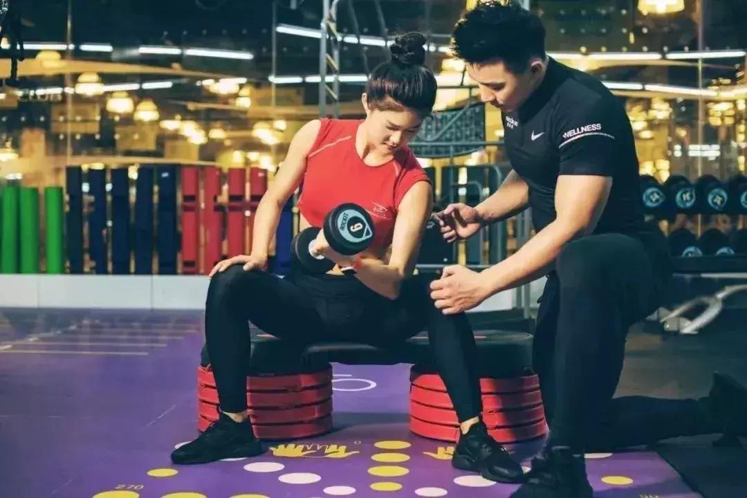 对不起！这家店只为女性而开，且只满足女人对美与健康的需求……