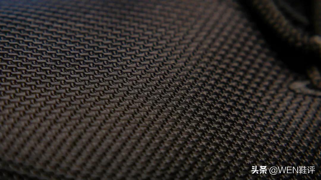 安踏水泥克星篮球鞋耐磨测试,安踏的水泥克星有多猛