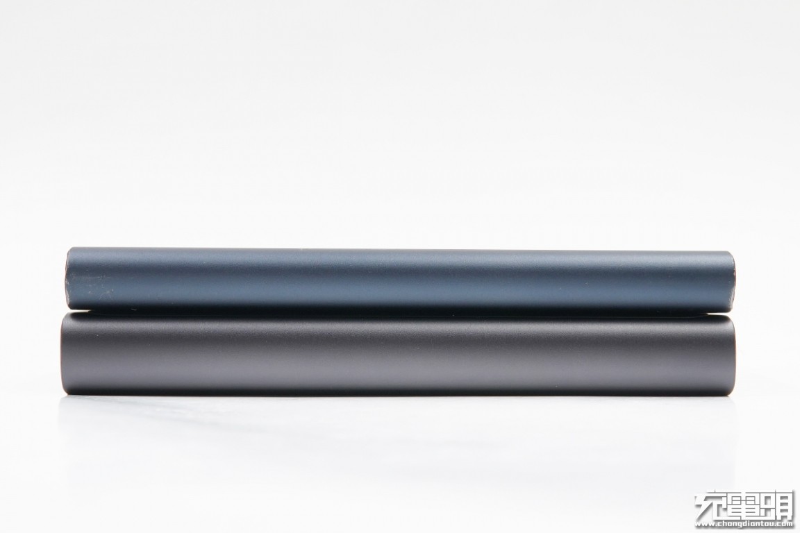 小米原装无线充电宝30w10000mah拆解,小米无线充电宝10000毫安说明书