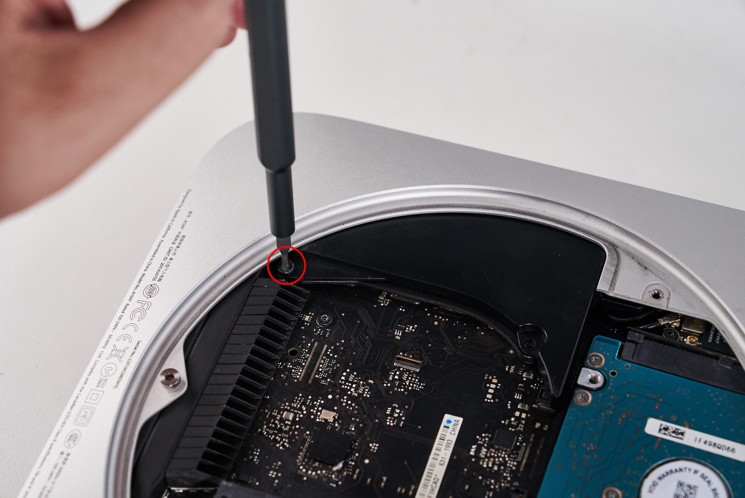 macmini2012安装双硬盘,macmini2012拆解