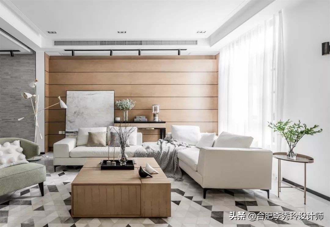 大金中央空调一拖四2022价格表,143平米户型中央空调适合一拖四吗