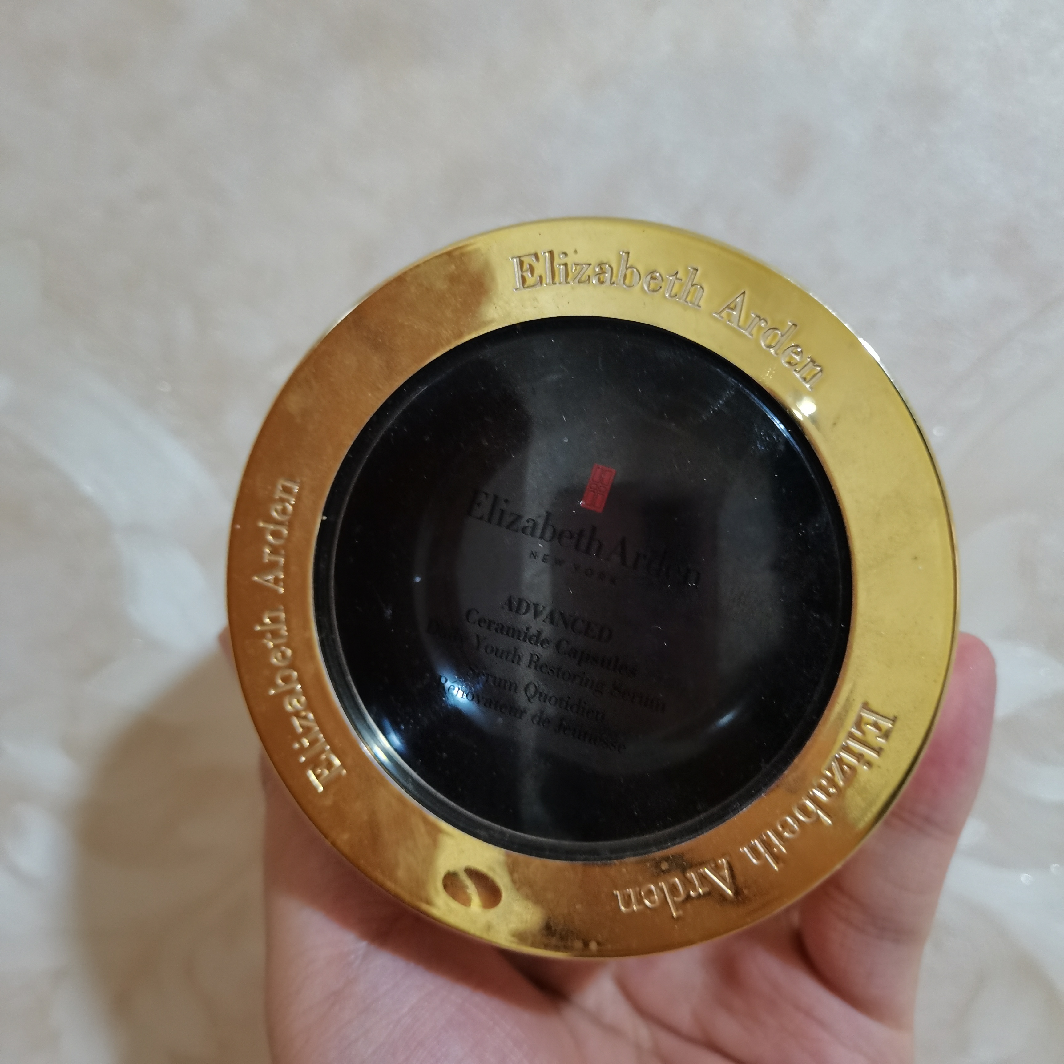 兰蔻小黑瓶和小灯泡哪个好用,兰蔻小黑瓶好用还是雅顿