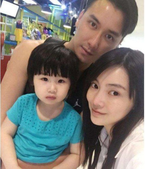 张晓晨大婚好男儿再聚首引回忆杀,2007加油好男儿张晓晨