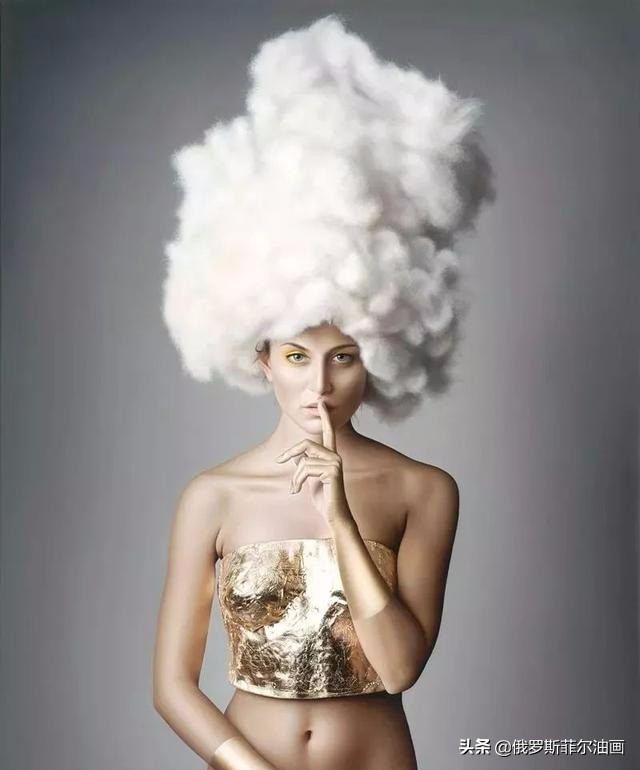 美女画家画美女，怎么看怎么美，看着她的画呼吸都要停滞了