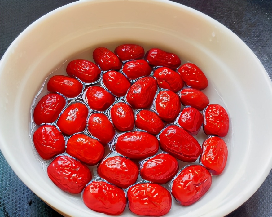 在家做脆枣无核酥脆,自制香酥脆枣视频