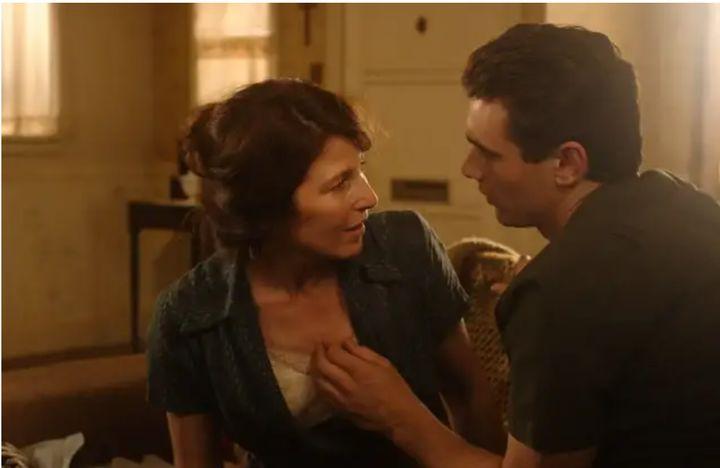 《美国田园下的罪恶》：16岁少女为何惨遭邻居集体虐待直至毁灭？