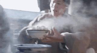 油泼面的精髓是什么,油泼面宽面还是细面