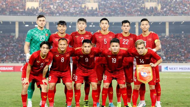 一波20-3！国足完爆越南，创15年神迹！12强pk赛拿定6分？