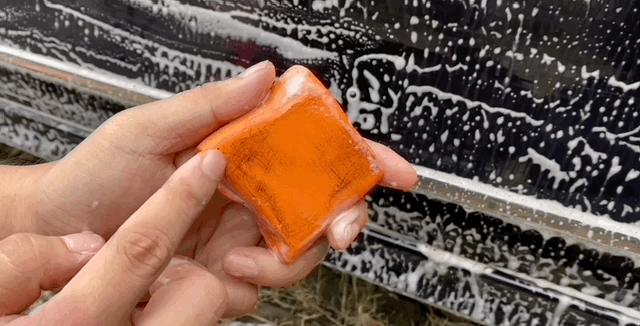 高层小区自己洗车视频全教程,在家洗车怎么洗最省钱