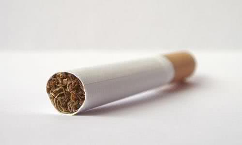 烟瘾再大也不要抽这几种烟,烟瘾再大也别在这5个时间吸烟