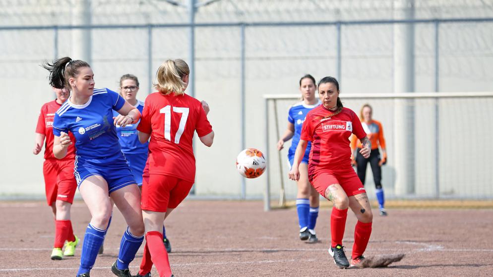 德国足球爱进攻吗,德国足球在欧洲的地位