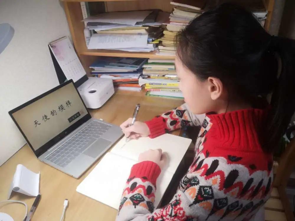 爱玩是孩子们的天性,孩子爱玩会玩