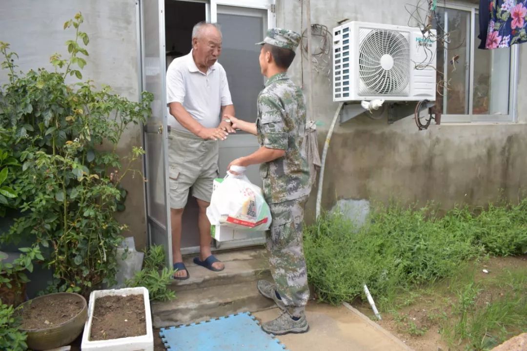 感谢信收到手软！组建两年，这个连队为何频频受到百姓称赞？