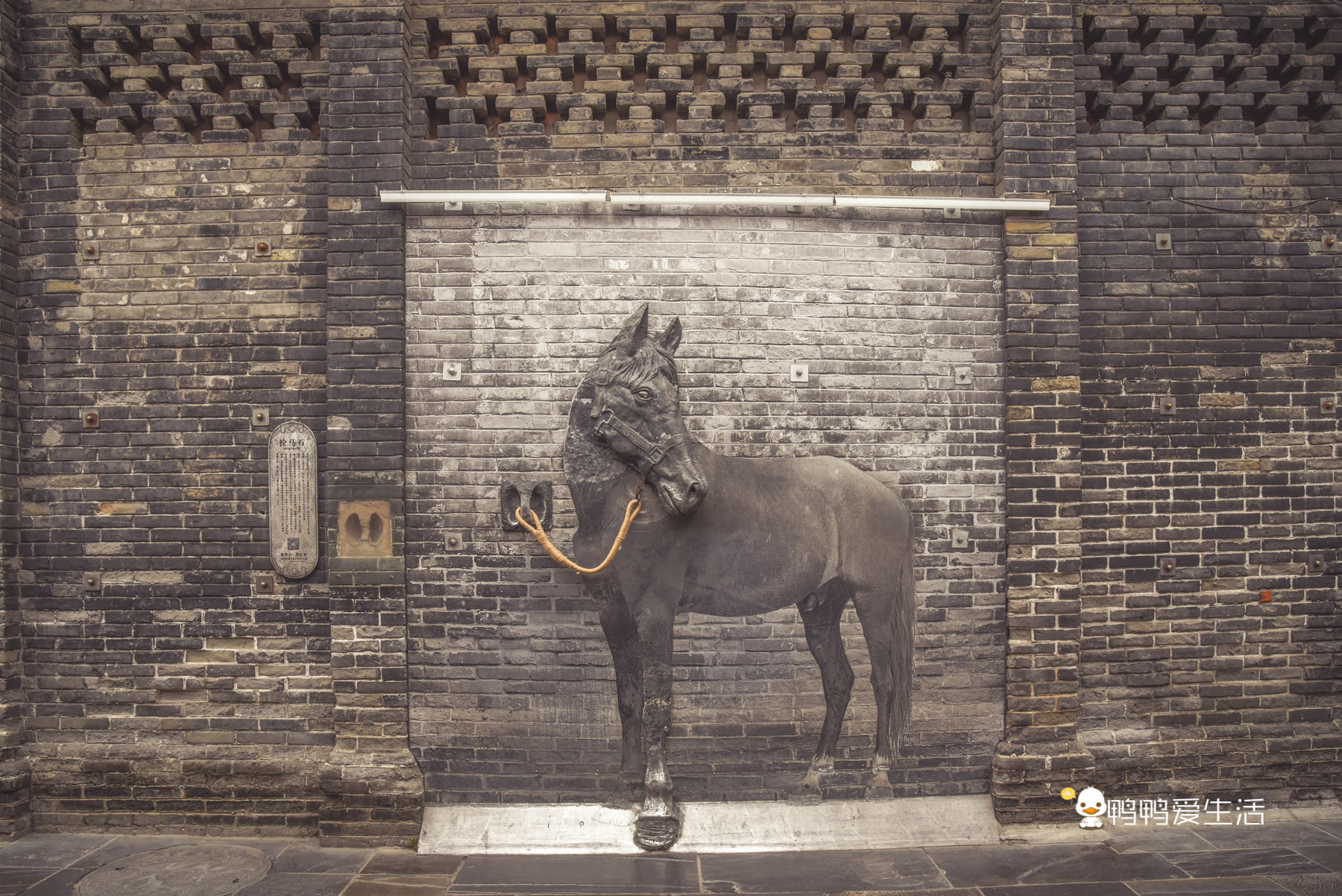 成都旅游必去景点推荐宽窄巷子,成都锦里和宽窄巷子哪个值得去