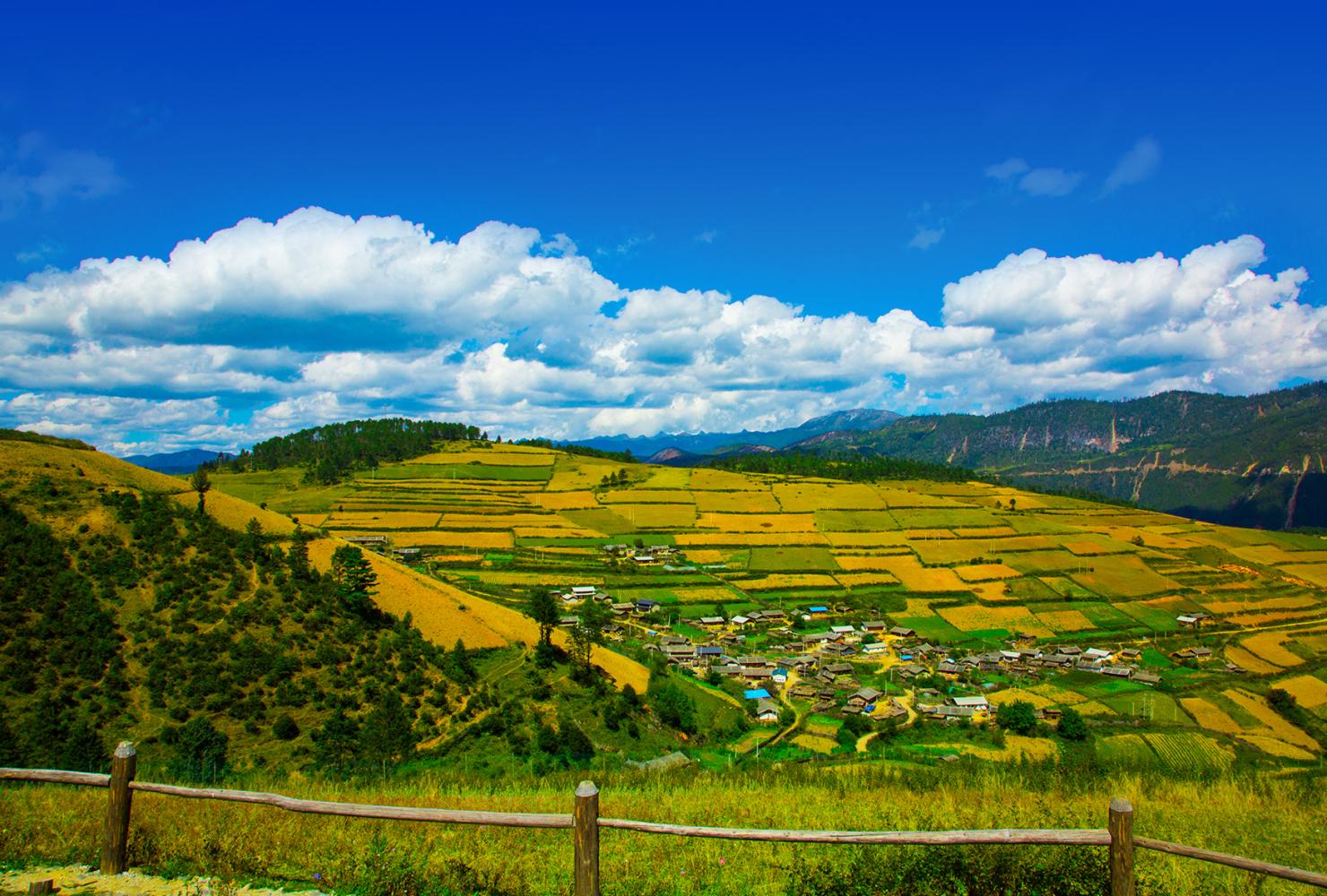 去云南玩十天可以玩些什么景点,云南有哪些景区攻略一下