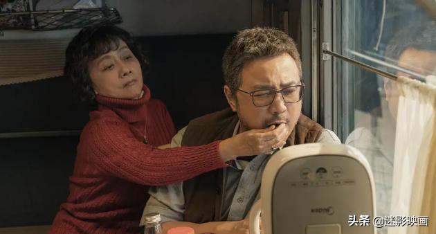 26年前冯巩拍了部《俄囧》，战斗民族艳遇记，被遗忘的喜剧经典