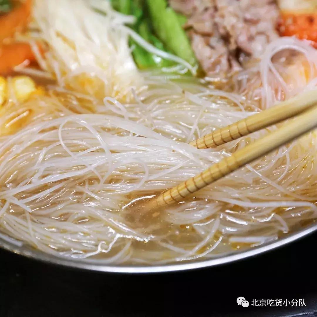 台湾最有人气的便当店,专做外卖卤肉饭