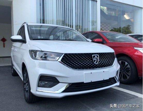 宝骏3602021款六座自动挡试驾测评,宝骏360六座自动挡车的各项性能