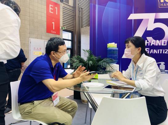 敖广集团闪耀2020上海国际洗护用品展览会