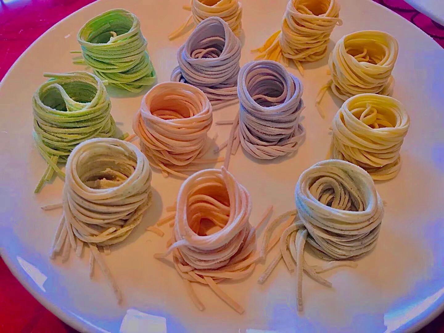 qq空间一些有意思的小秘密,qq空间匿名小秘密在哪看