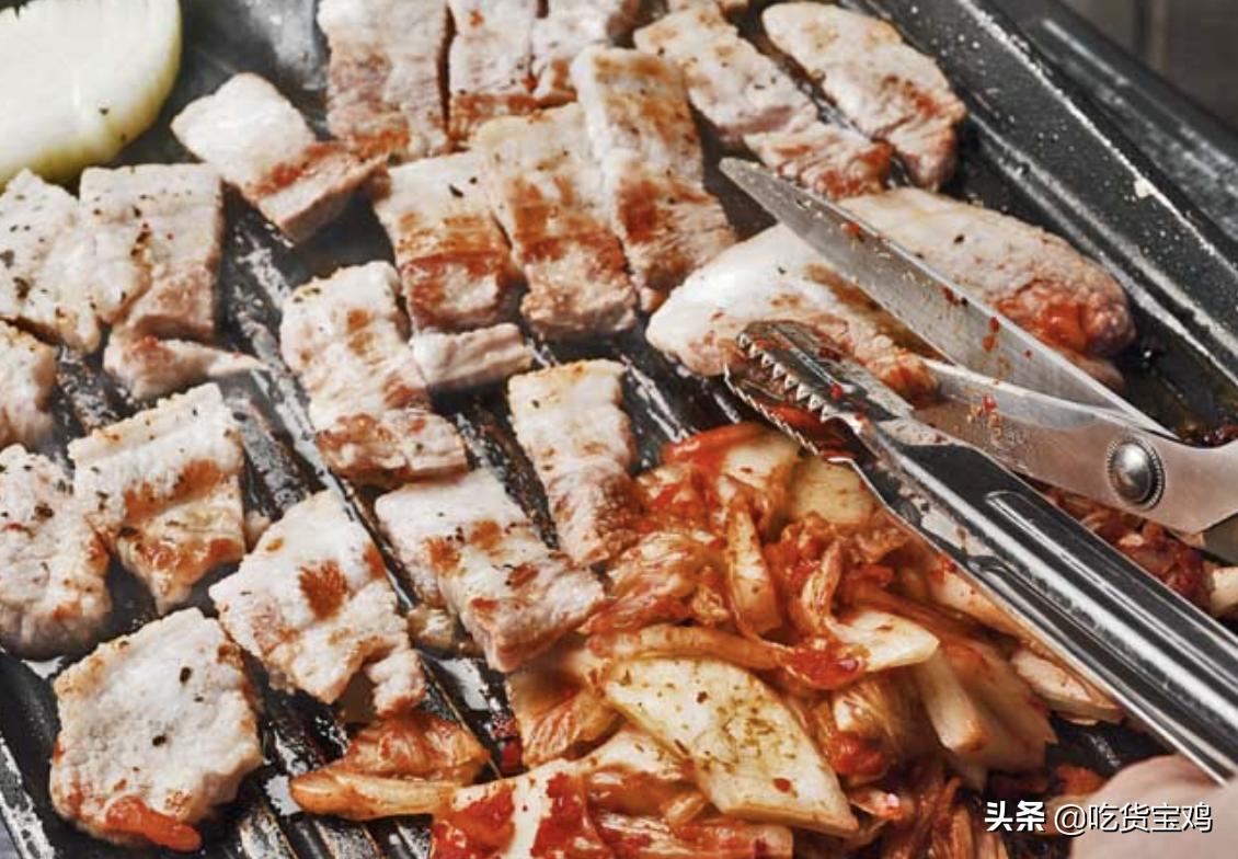 为什么韩国人用剪刀剪食物,韩国做饭为什么用剪刀