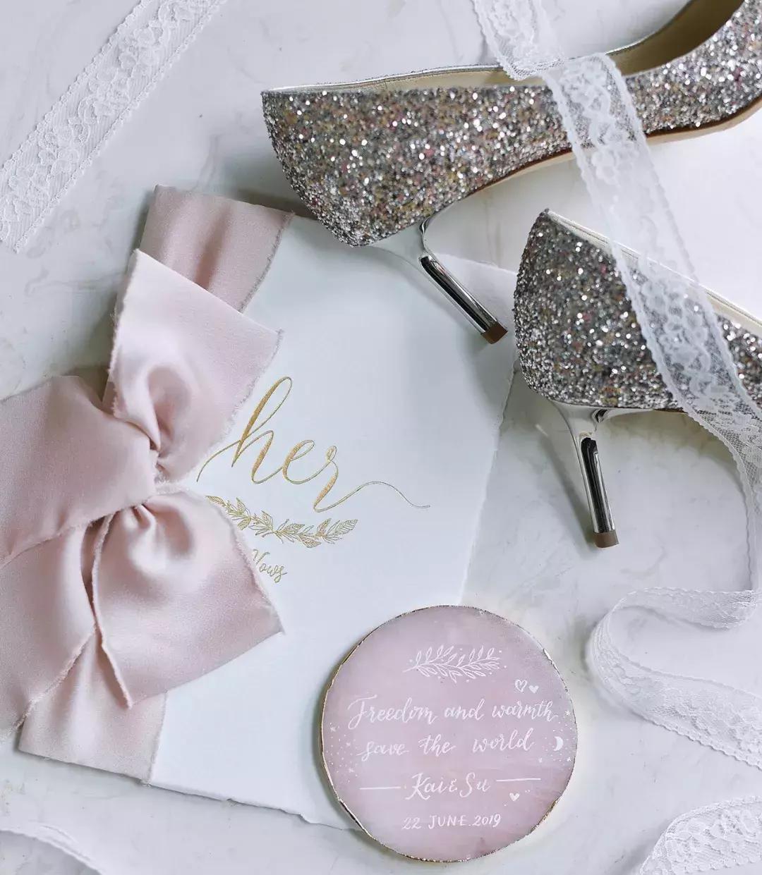 如何做一个有创意的结婚请柬,怎么自己设计婚礼请帖