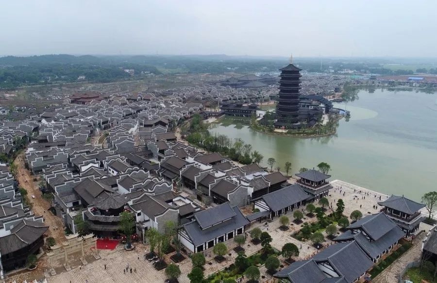 触底反弹湾区楼市狂飙,望城滨水新城湾田望江府