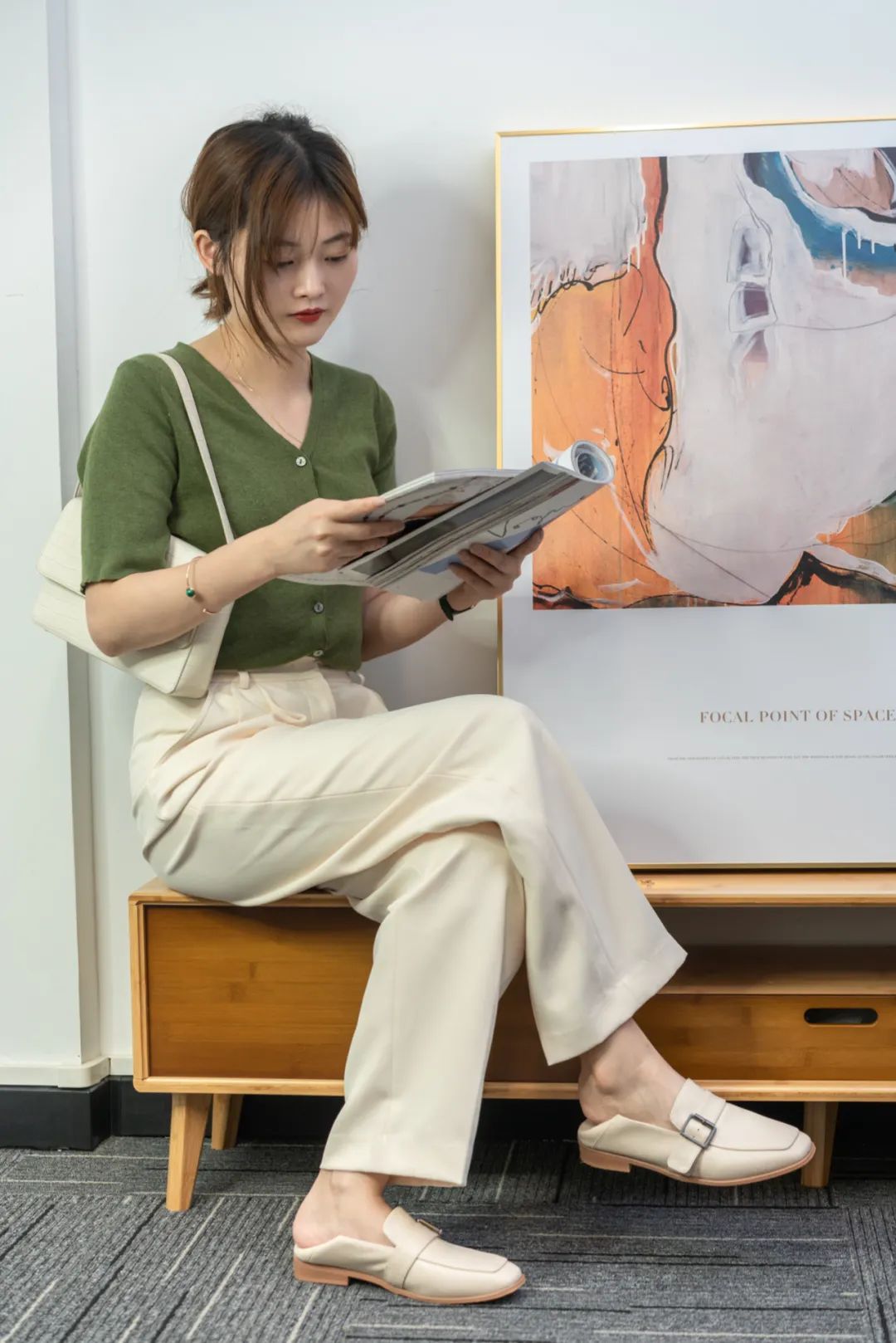 春夏必备三款鞋子品牌大全,秋季潮鞋高颜值推荐