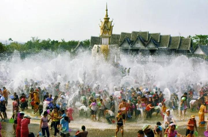 西双版纳最著名的旅游景点,西双版纳旅游景点排行榜第几