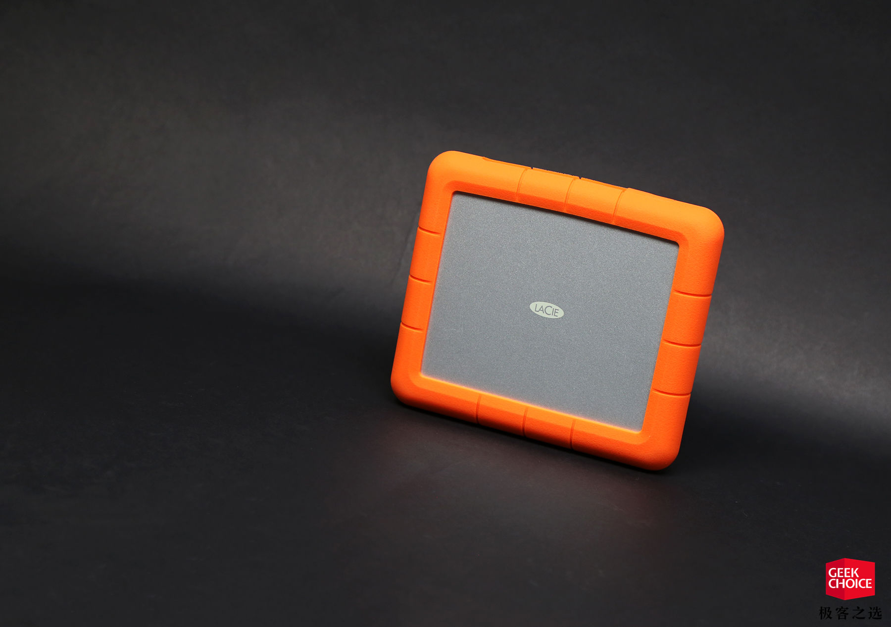 lacie移动硬盘哪个型号好,lacie2tb移动硬盘测评