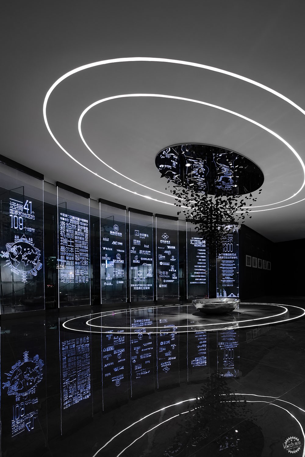 汇亚瓷砖展厅效果,汇亚陶瓷生产基地