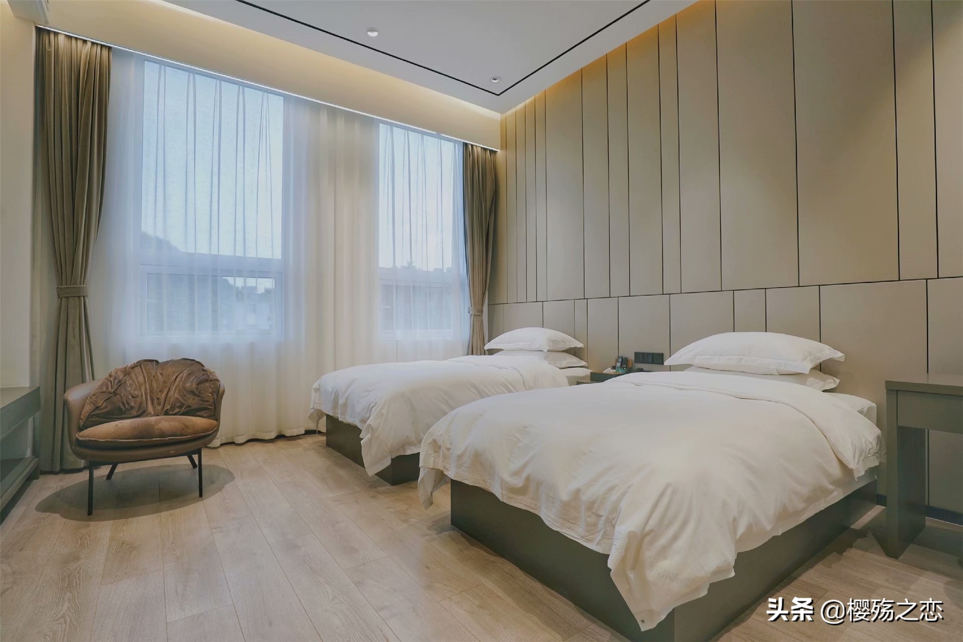 天柱山里的风景就是这么美,一个充满俄罗斯风情的梦幻城堡