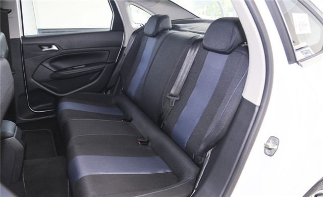 懂车之人买法系？可为啥标致308底盘扎实，外观帅气，却不被认可