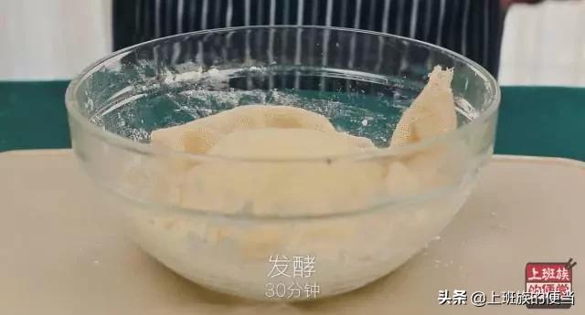 煎饼怎么做好吃又简单又方便,饭店海蛎煎饼正宗做法